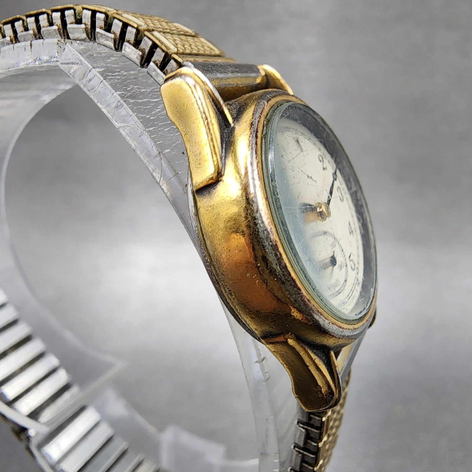 Seiko Alba Watch Women 23mm White Dial Gold Tone Round V8020020 New Battery4