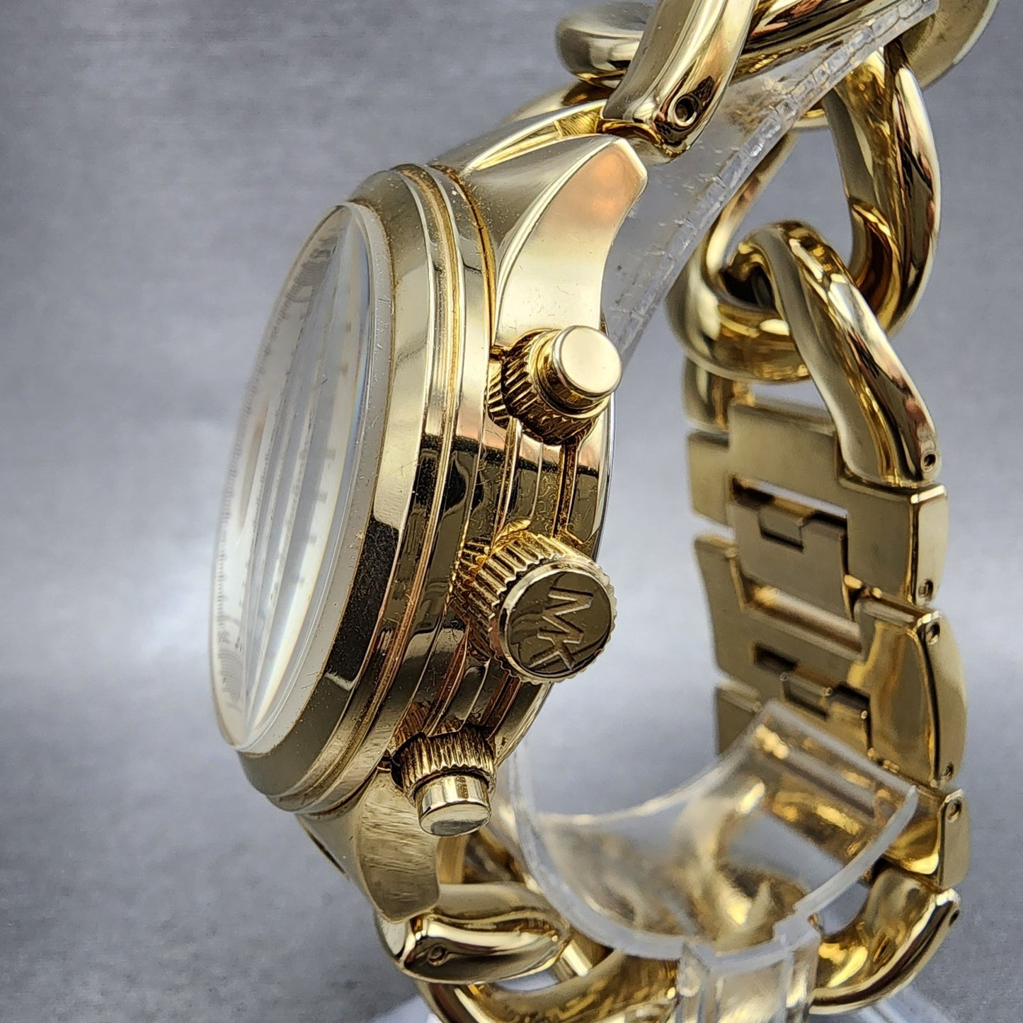 Michael Kors Runway Chronograph Watch Women 38mm Gold Dial Gold Tone New Battery3