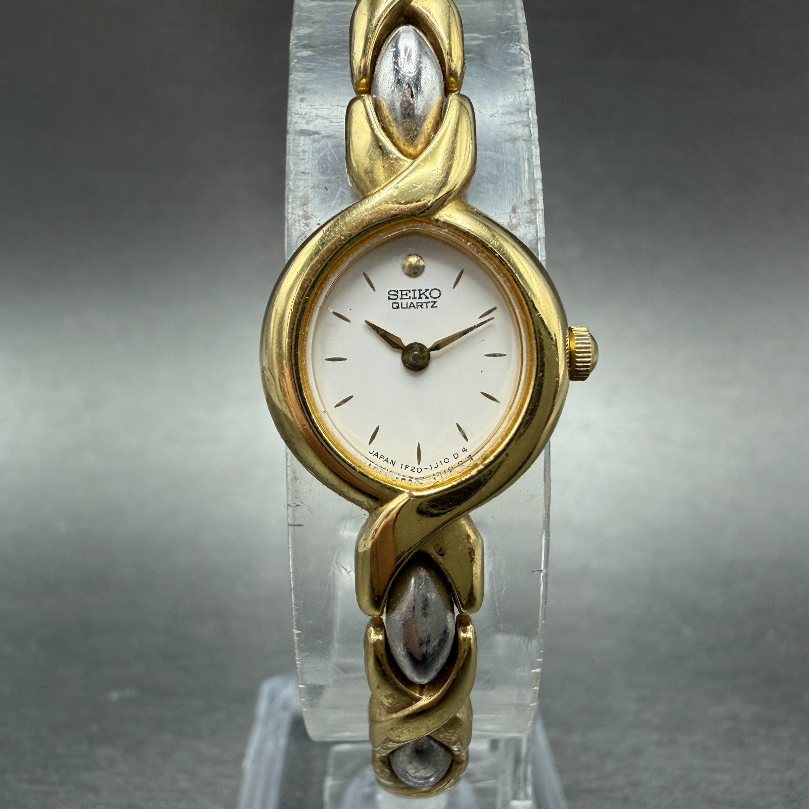 Seiko Watch Women 16mm White Dial Two Tone Round Vintage 1F20-5H79 New Battery0
