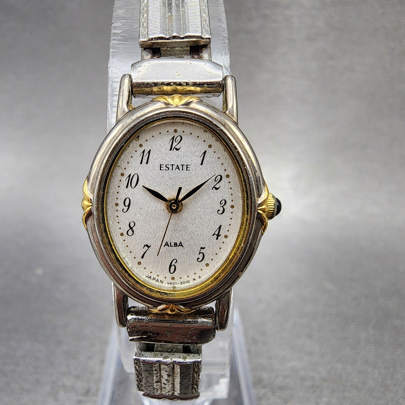 Seiko Alba Estate Watch Women 20mm Silver Dial Two Tone V4015400 New Battery0