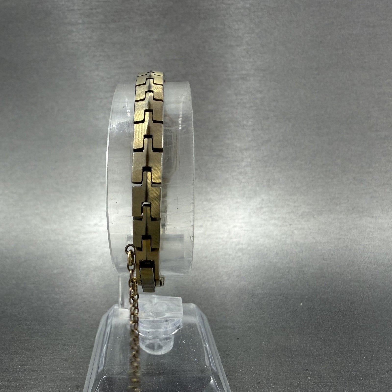 Seiko Watch Women 13mm Black Dial Gold Tone 13205339 New Battery VTG7