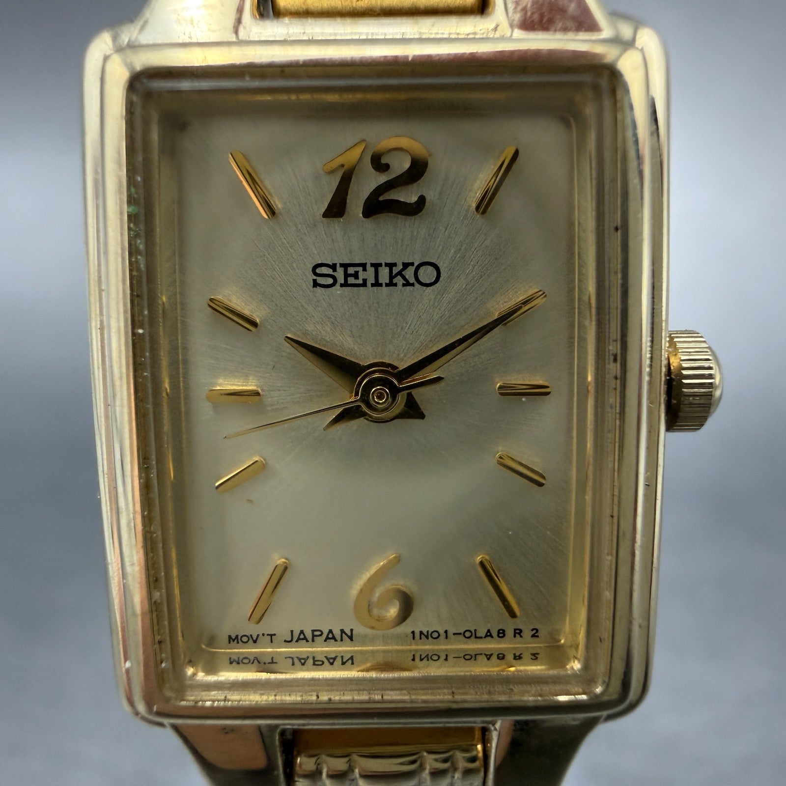 Seiko Tank Watch Women 16mm Champagne Dial Gold Tone 1N01-0FH0 New Battery NHJ1