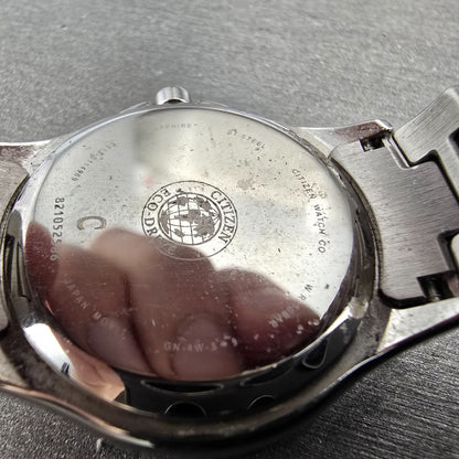 Citizen Eco-Drive Watch Women 32mm MOP Dial Silver Tone Date E013-S114969 Runs9