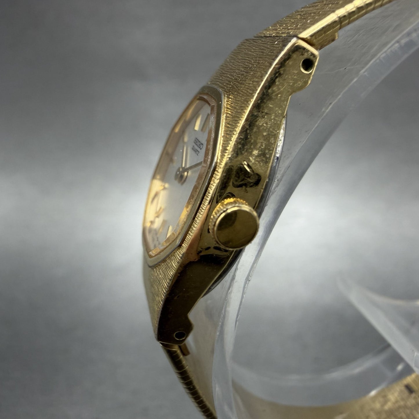 Seiko Watch Women 16mm Silver Dial Gold Tone Octagon 2Y00-5049 New Battery2