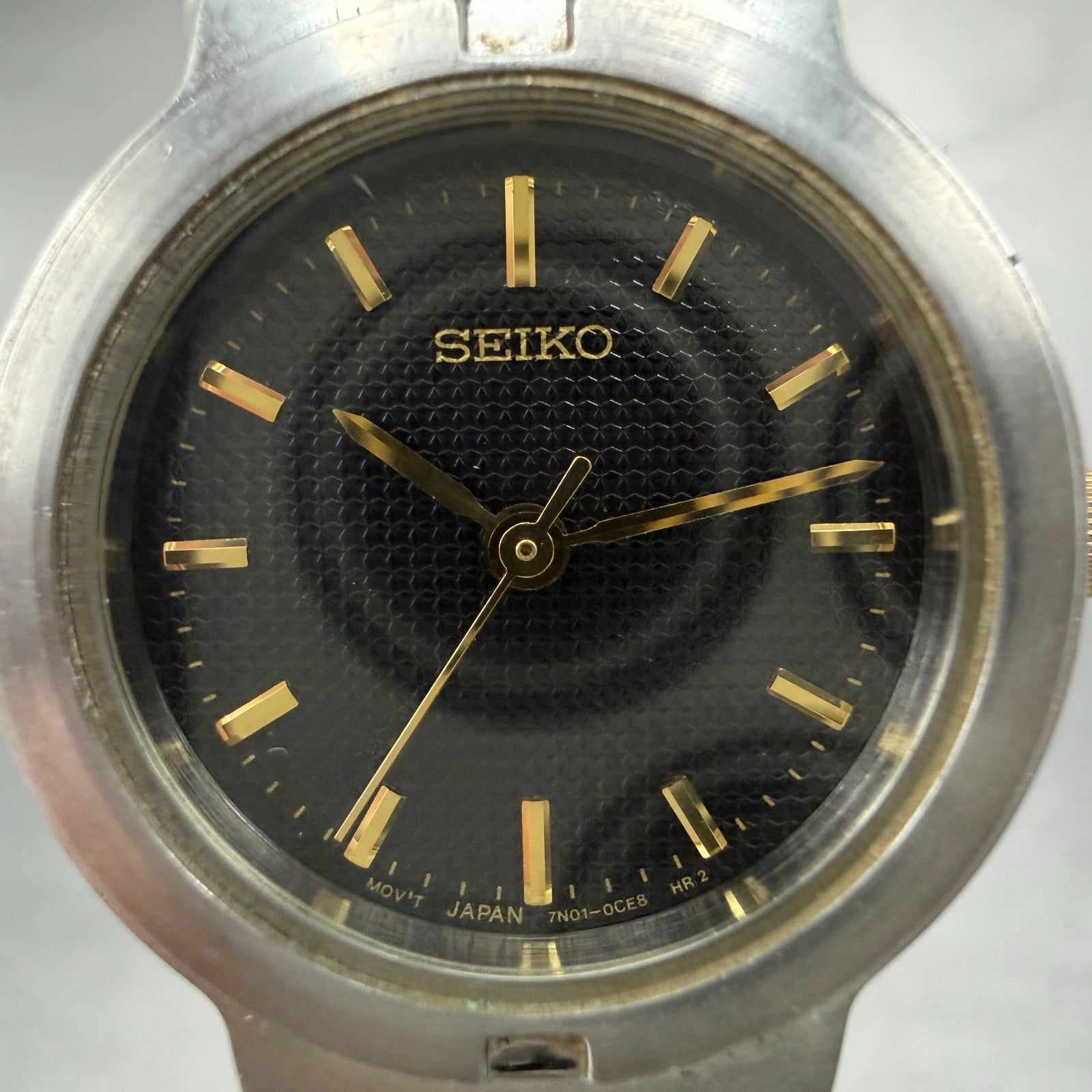 Seiko Watch Women 24mm Black Dial Two Tone Round 7N01-0BA0 New Battery Vintage1