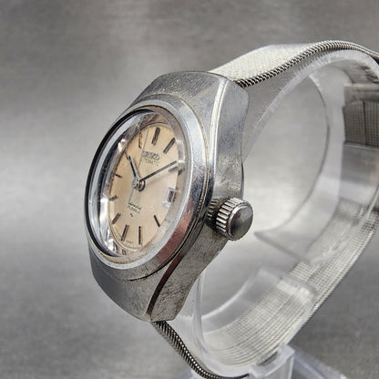 Seiko Special Watch Women 24mm champagne Dial Silver Tone Automatic 2205-0160