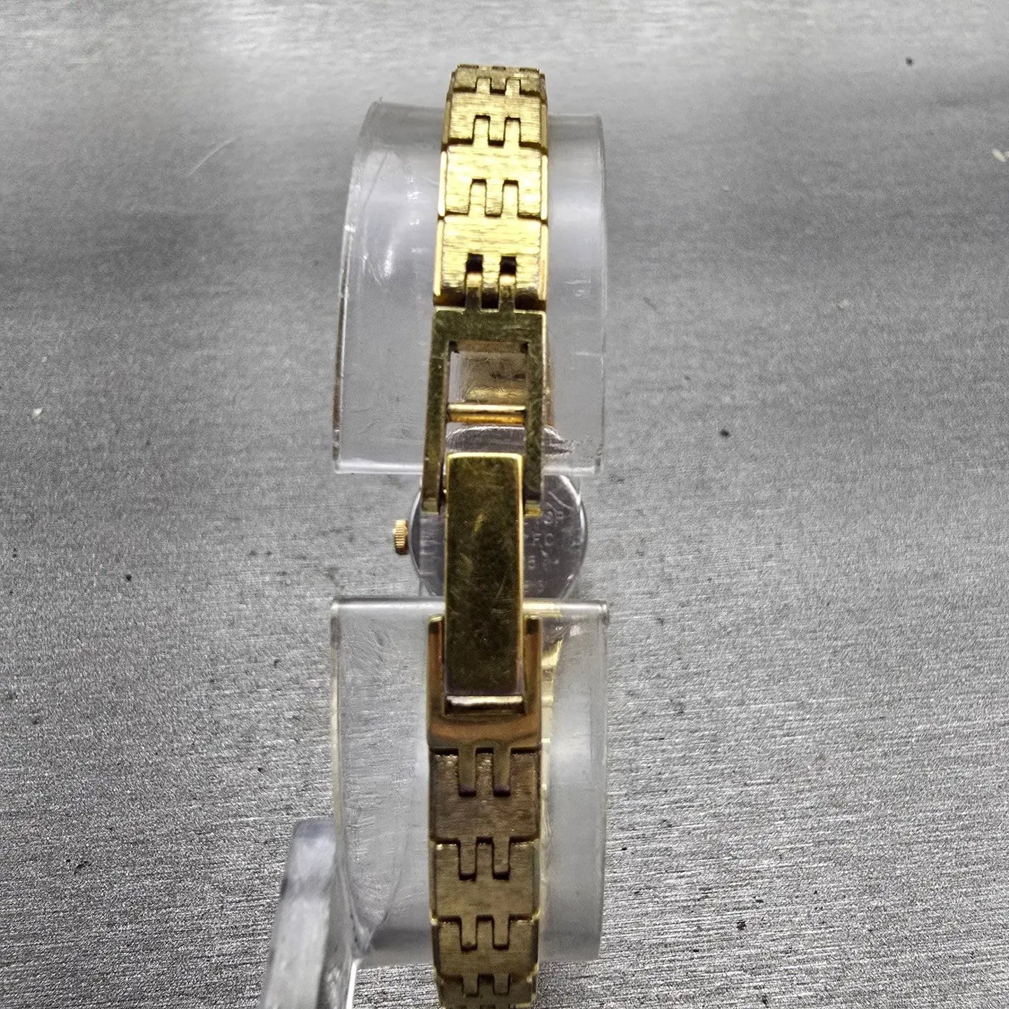 Citizen CQ Watch Women 17mm Champagne Dial Gold Tone Oval 4-153707 New Battery7