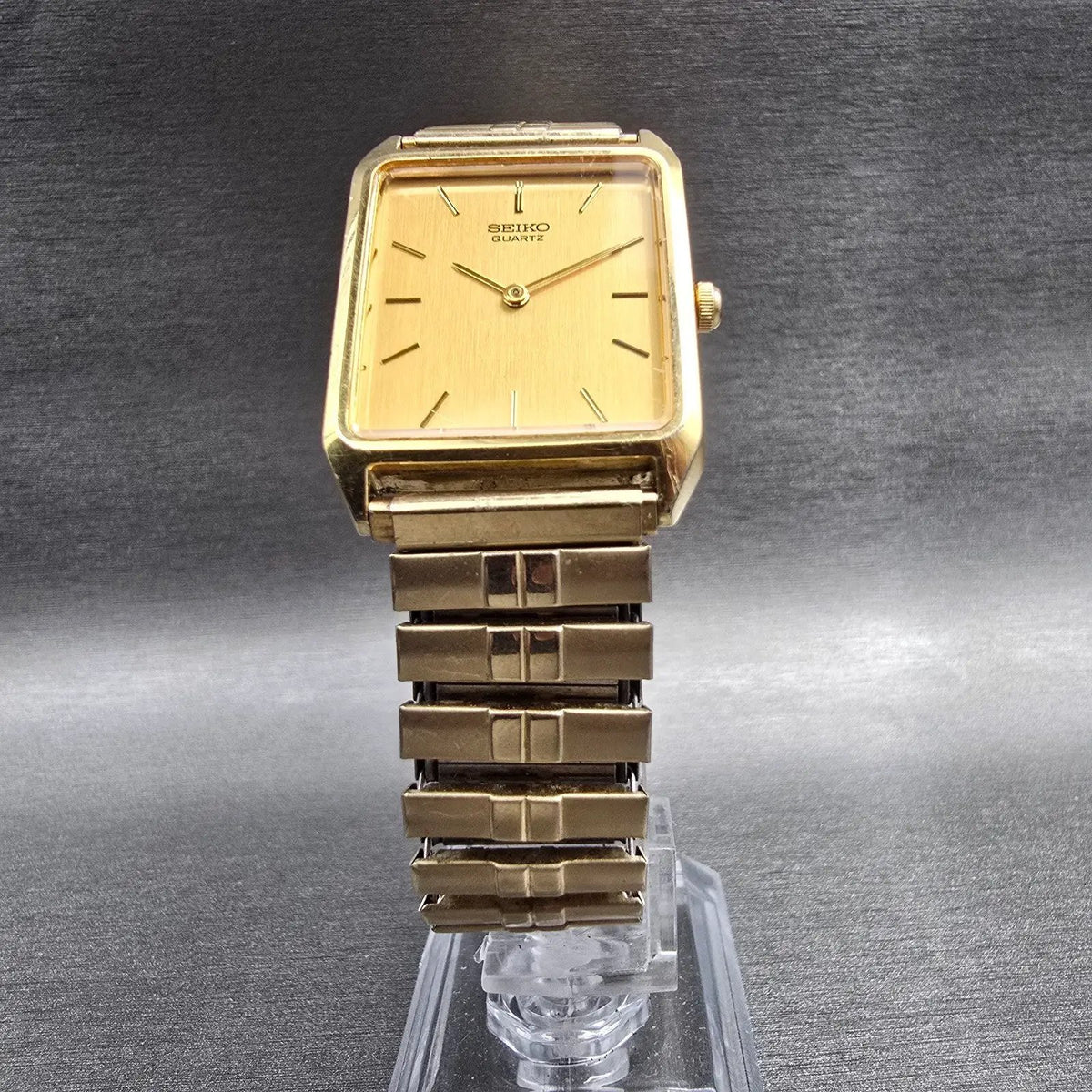 Seiko Watch Men 25mm Gold Dial Gold Tone Rectangle 5Y00-5000 New Battery5