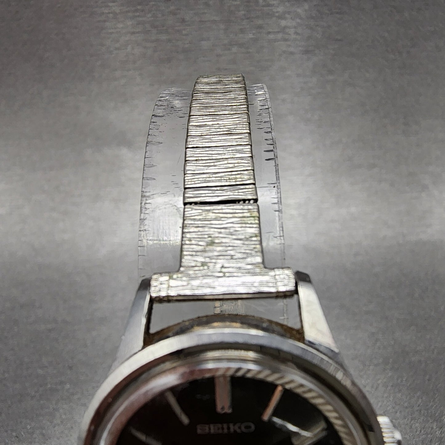 Seiko Watch Women 27mm Black dial Silver Tone Date Manual 21180340 Runs READ!!!4