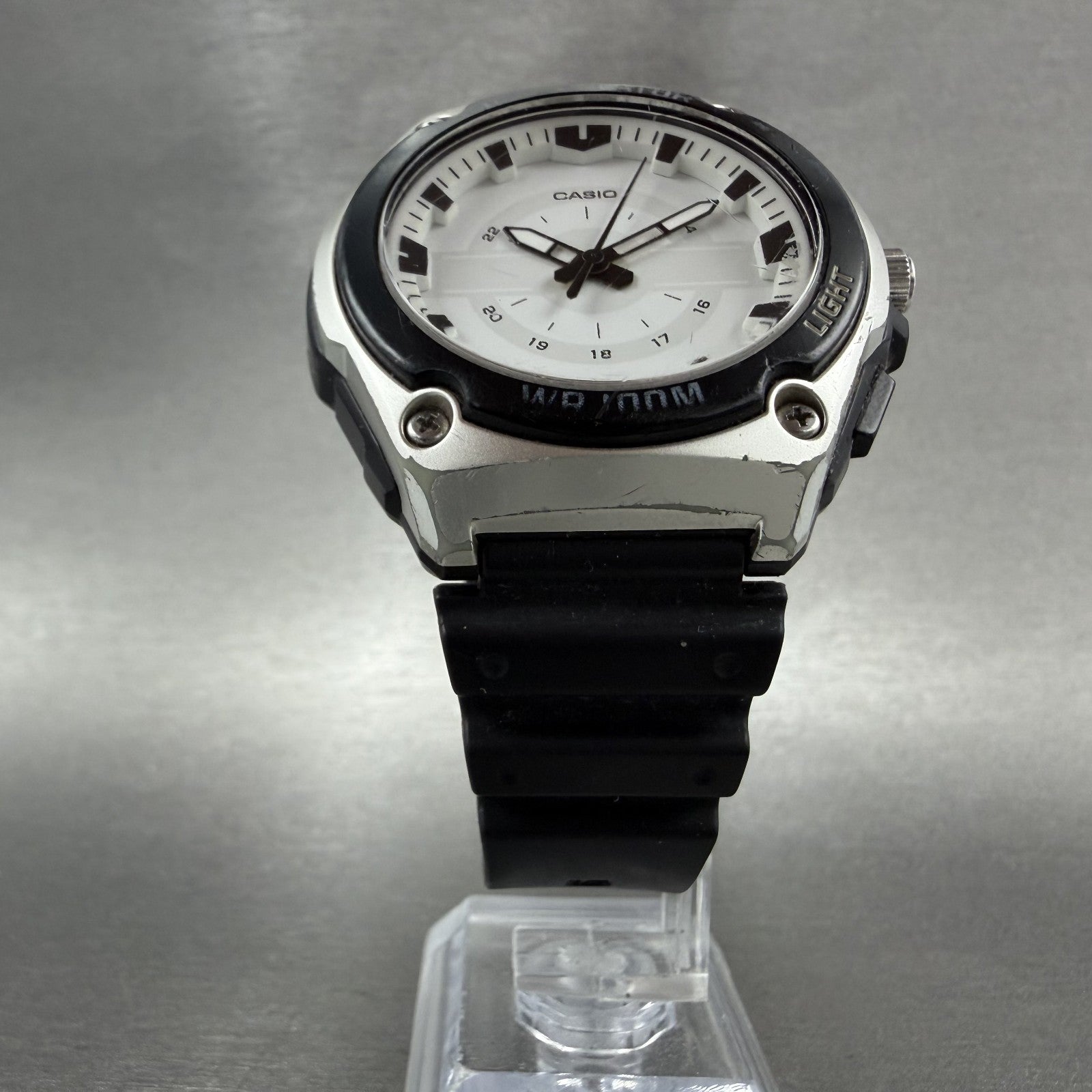 Casio Watch Men 44mm White Dial Black Tone Round MWC100H New Battery5