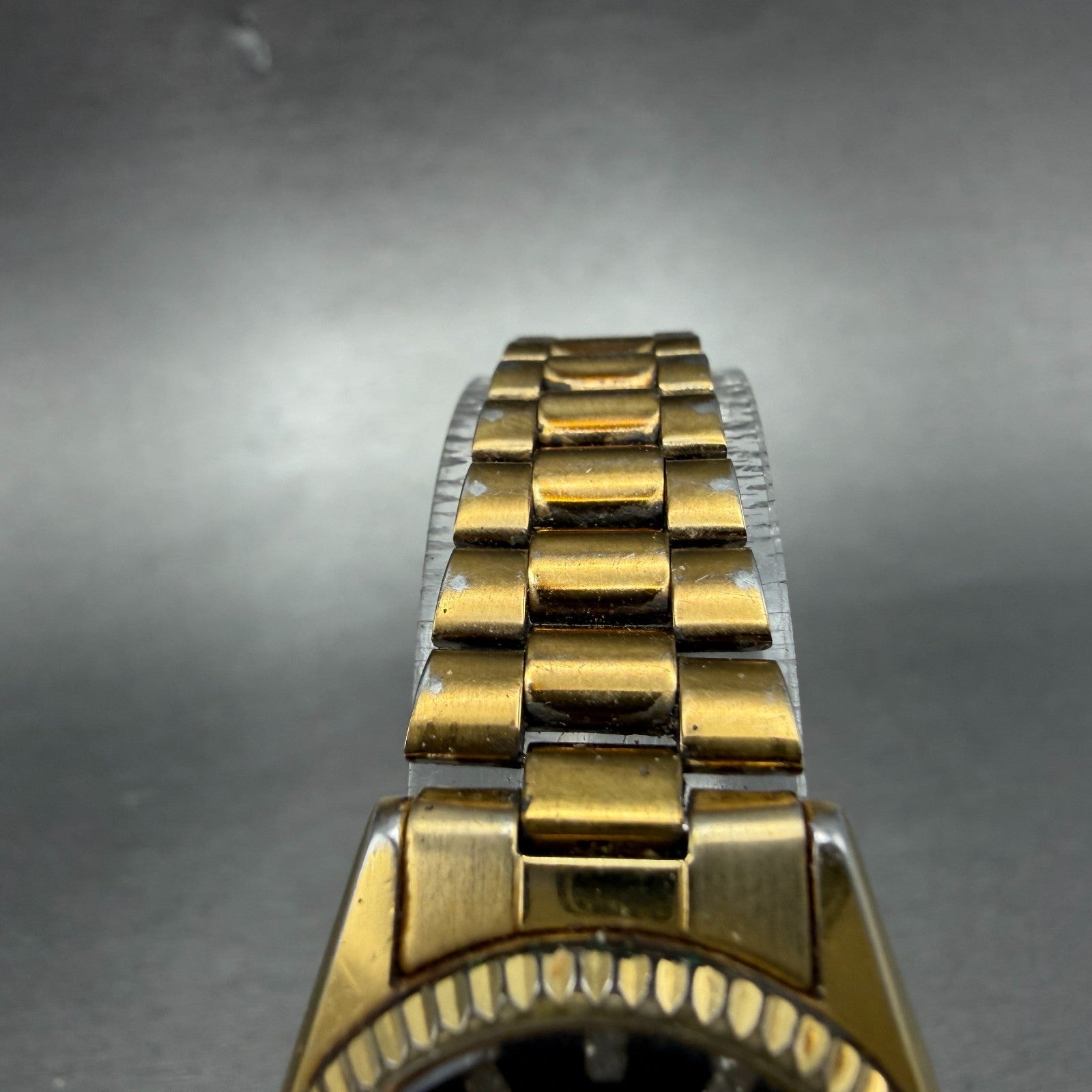 Seiko SQ Watch Women 24mm Black Dial Gold Tone Daydate READ!!!! 3E23-0A60 NewBat4