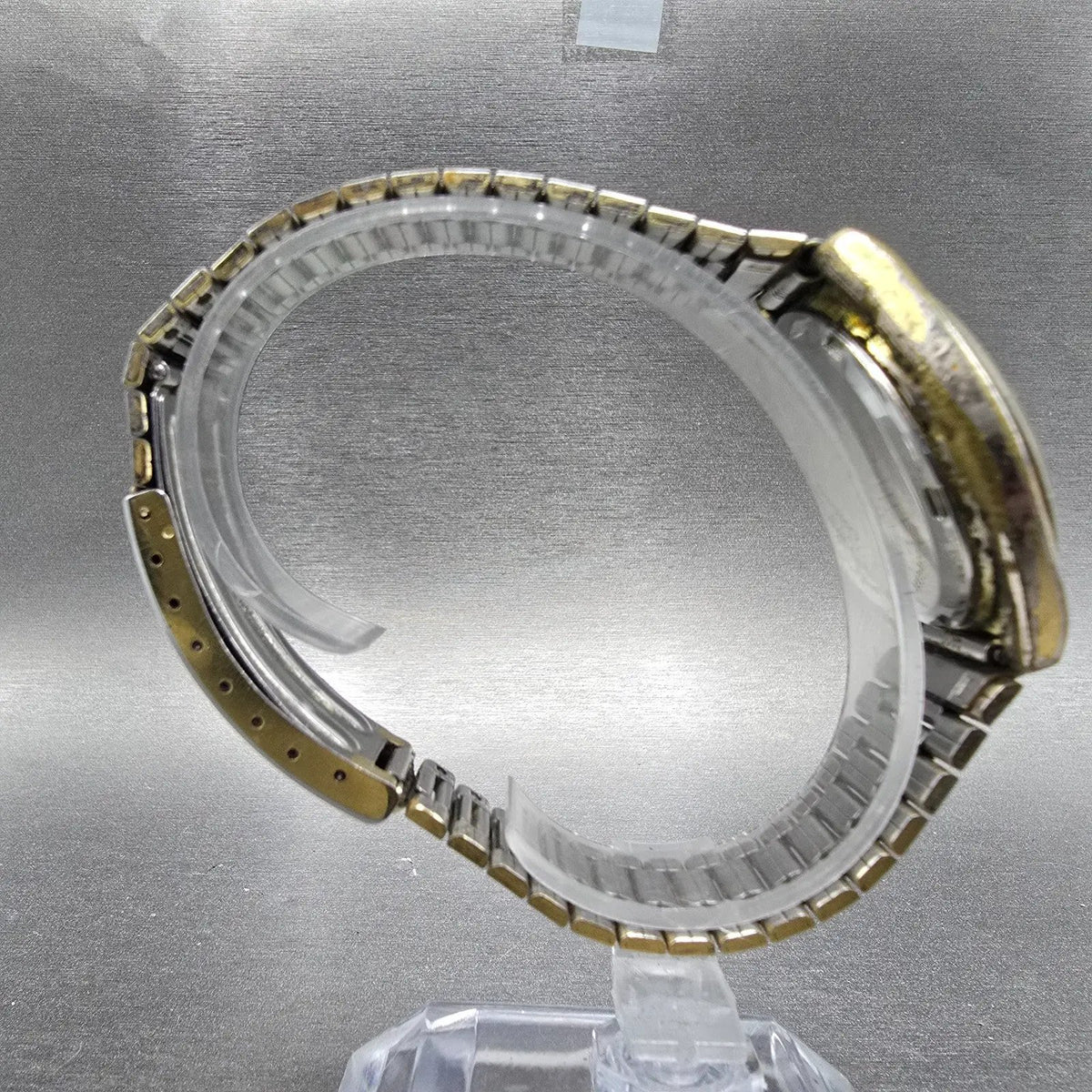 Seiko SQ Watch Men 35mm Silver Dial Gold Tone Daydate Round 8223-8029 PARTS VTG99