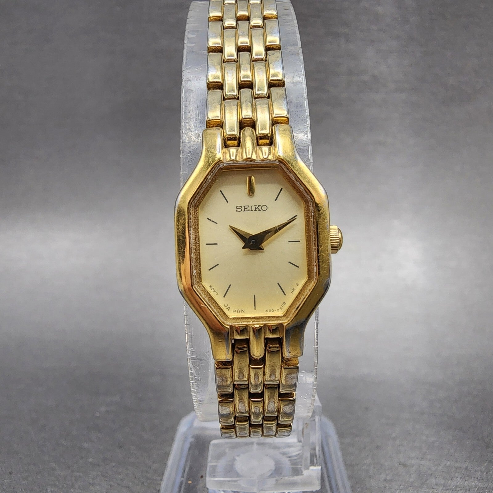 Seiko Watch Women 16mm Champange Dial Gold Tone Hexagon 1N000GT0 New Battery0