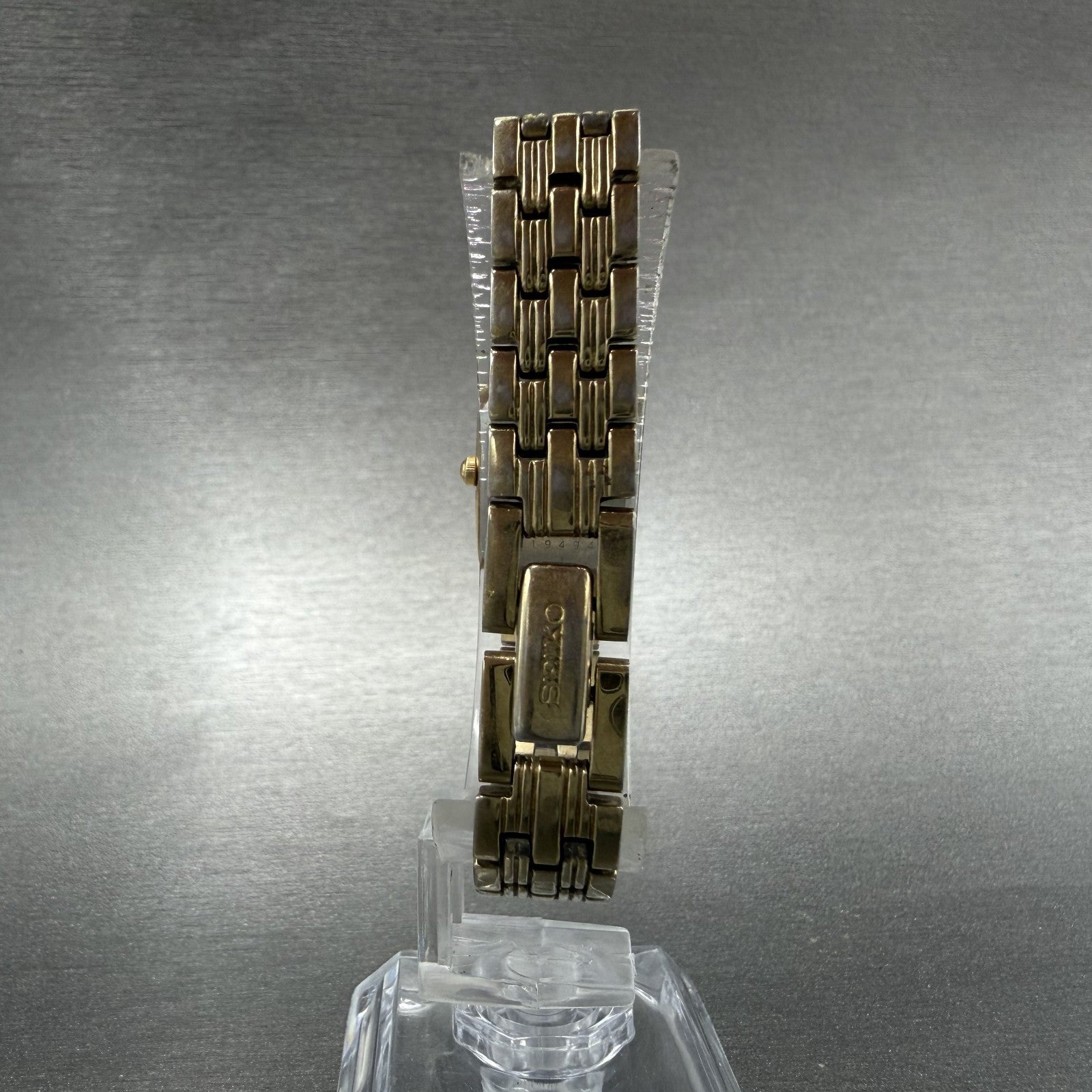 Seiko Tank Watch Women 16mm Champagne Dial Gold Tone 1N01-0FH0 New Battery HJFJY7