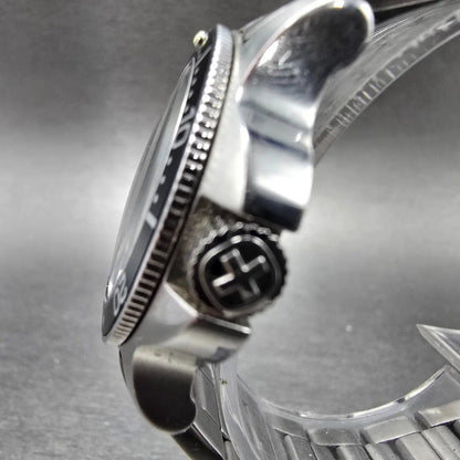 Wenger Battalion Dive Watch Women 30mm Black Dial Silver Date Round 79174 NewBat2