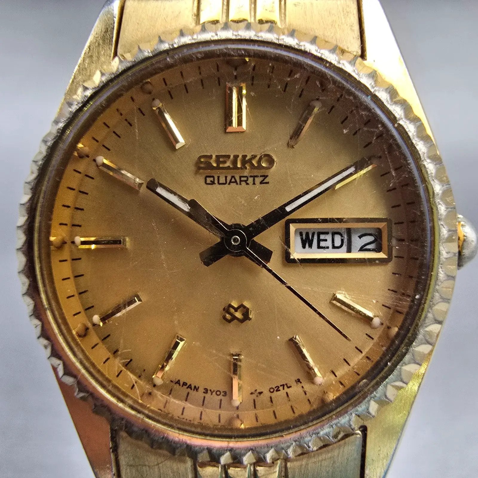 Seiko SQ Watch Women 25mm Gold Dial Gold Tone Daydate Round 3Y03-0169 New Batt1