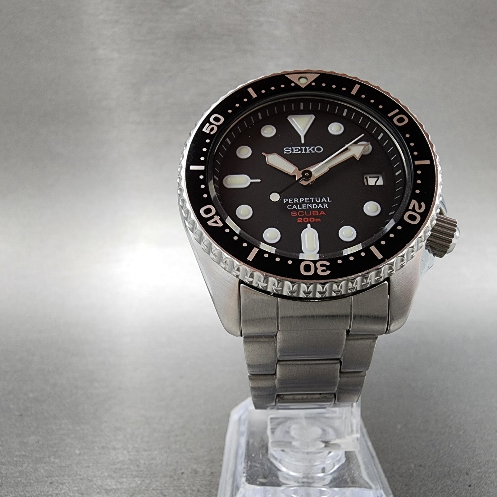 Seiko Perpetual Calendar Scuba Watch Men 39mm Black Dial Steel 8f3500a0 New Bat5