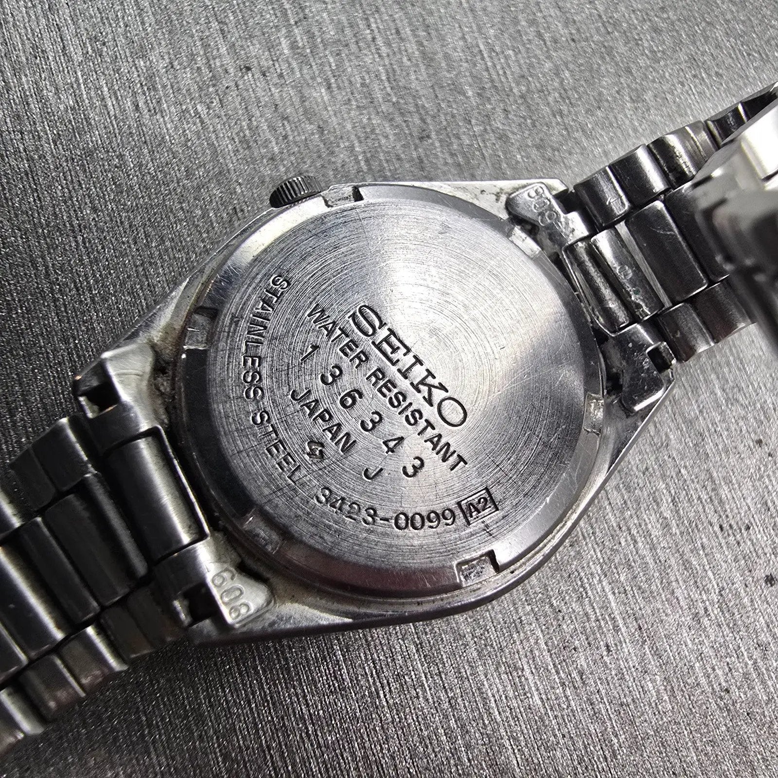 Seiko SQ Watch Women 24mm Silver Dial Silver Tone Daydate 3423-0099 New Battery10