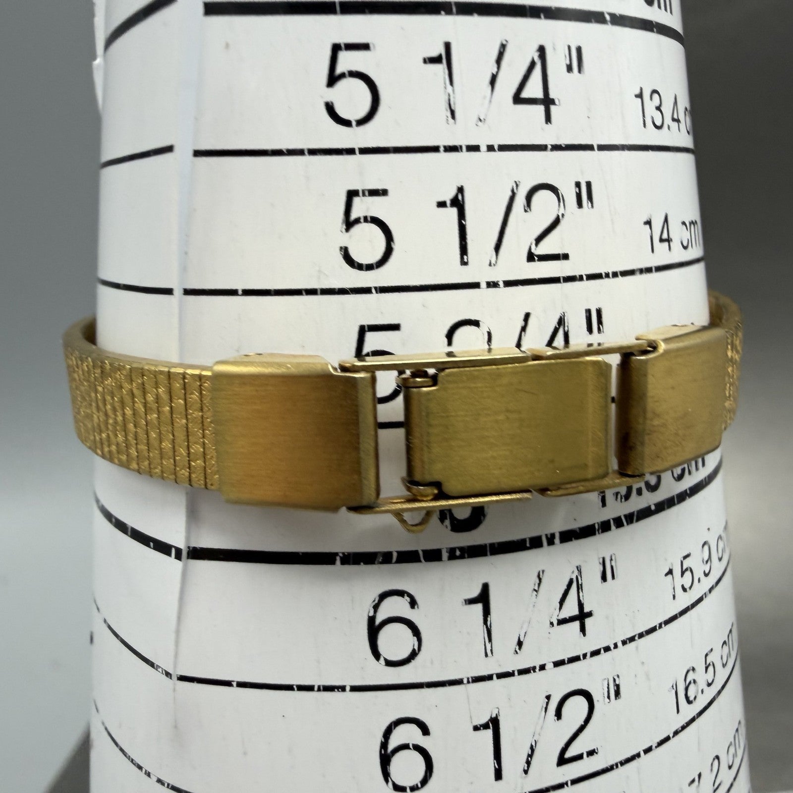 Citizen CQ Watch Women 17mm Champagne Dial Gold Tone 3220-324099 New Battery10