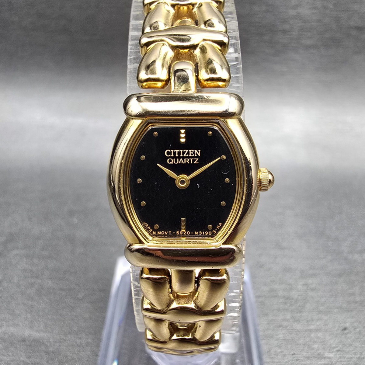 Citizen Watch Women 18mm Black Dial Gold Tone Oval 5920-S44737 New Battery0