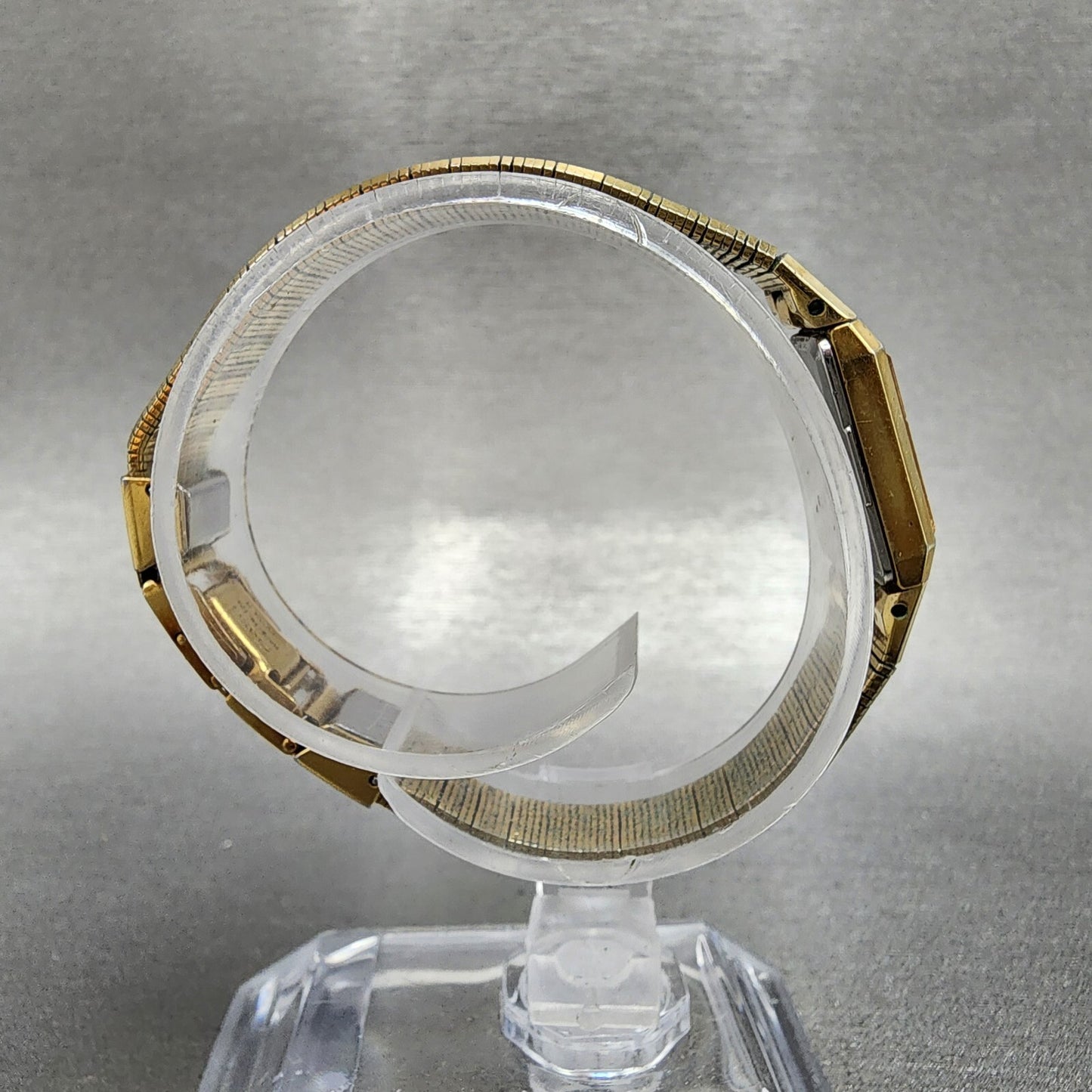 Seiko Tank Watch Women 12mm Champagne Dial Gold Tone 2e20-5029 New Battery