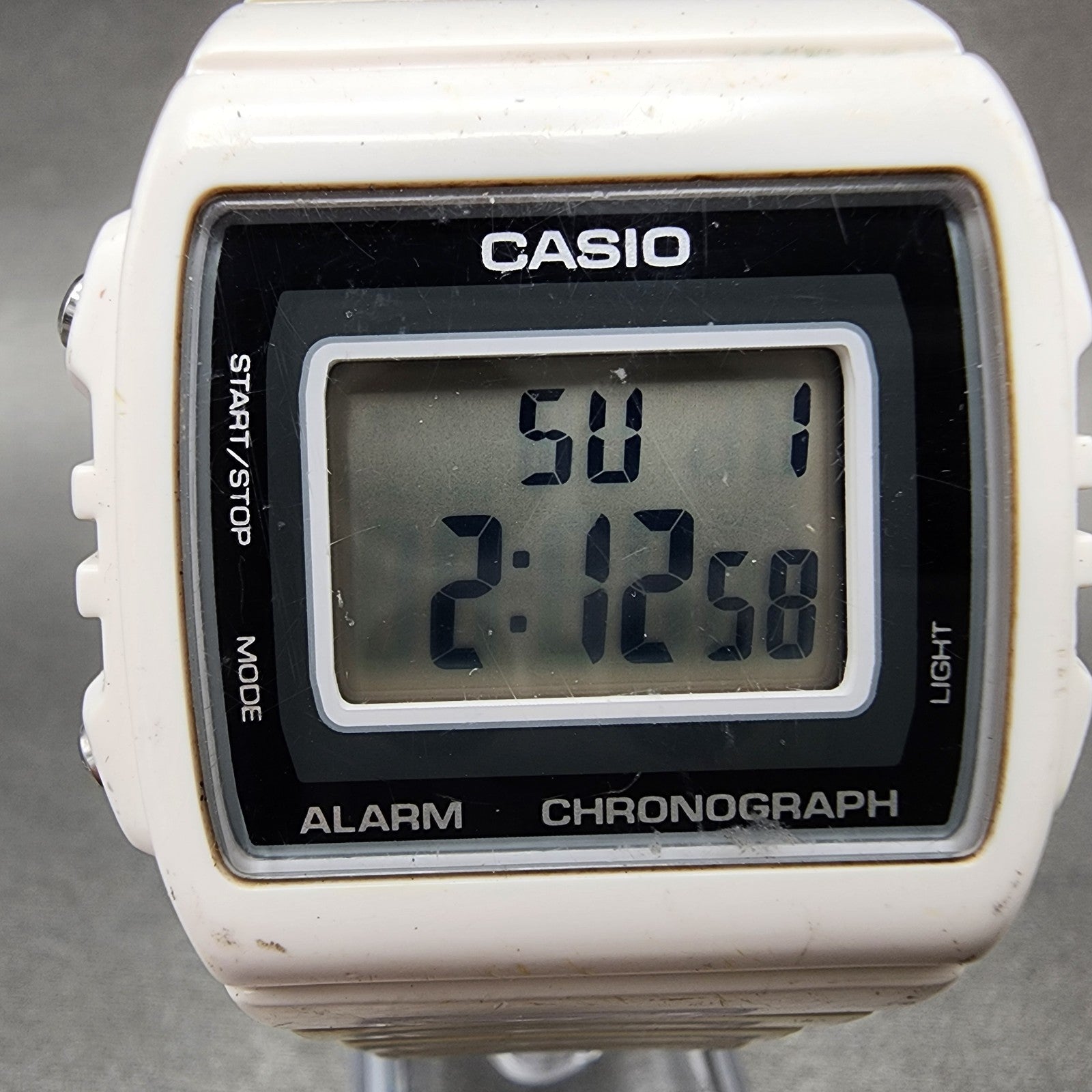 Casio W215H Watch Men 40mm Digital White Tone Alarm Chrono New Battery1