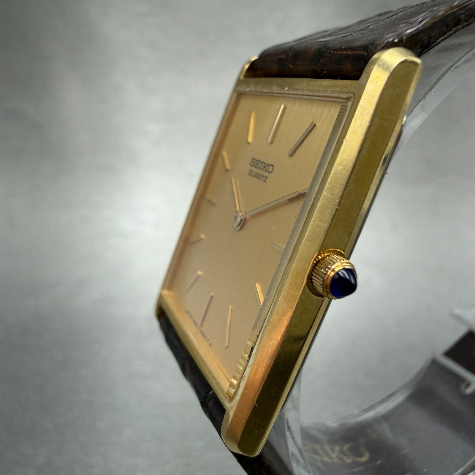 Seiko Tank Watch Men 25mm Champagne Dial Gold Tone 6020-5059 New Battery Vintage2