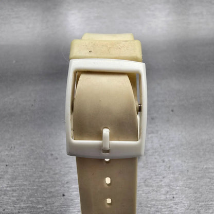Swatch DOTTED SWISS Watch Men White Dial White Tone Round GW104 New Battery VTG7