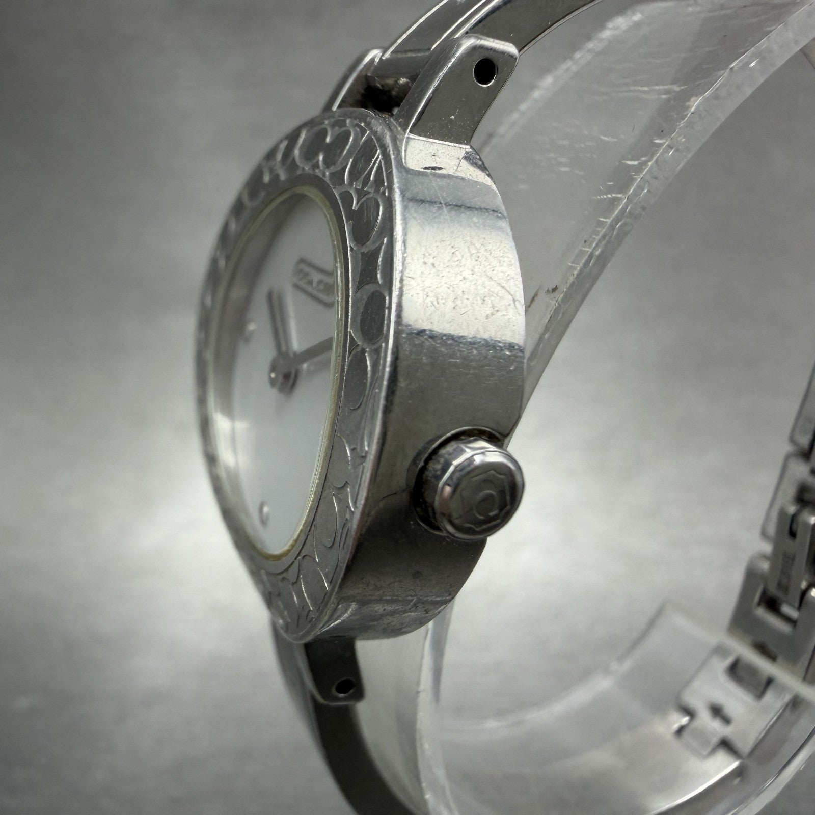 Coach Watch Women 27mm White Dial Silver Tone Round Bangle New Battery2