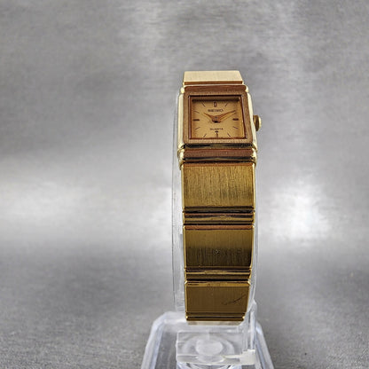 Seiko Watch Women 14mm Gold Dial Gold Tone Square 1E205030 New Battery5