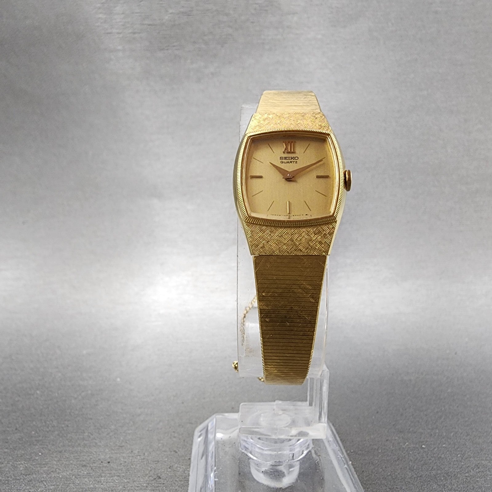 Seiko Watch Women 18mm Champagne Dial Gold Tone Rectangle 14008029 New Battery6