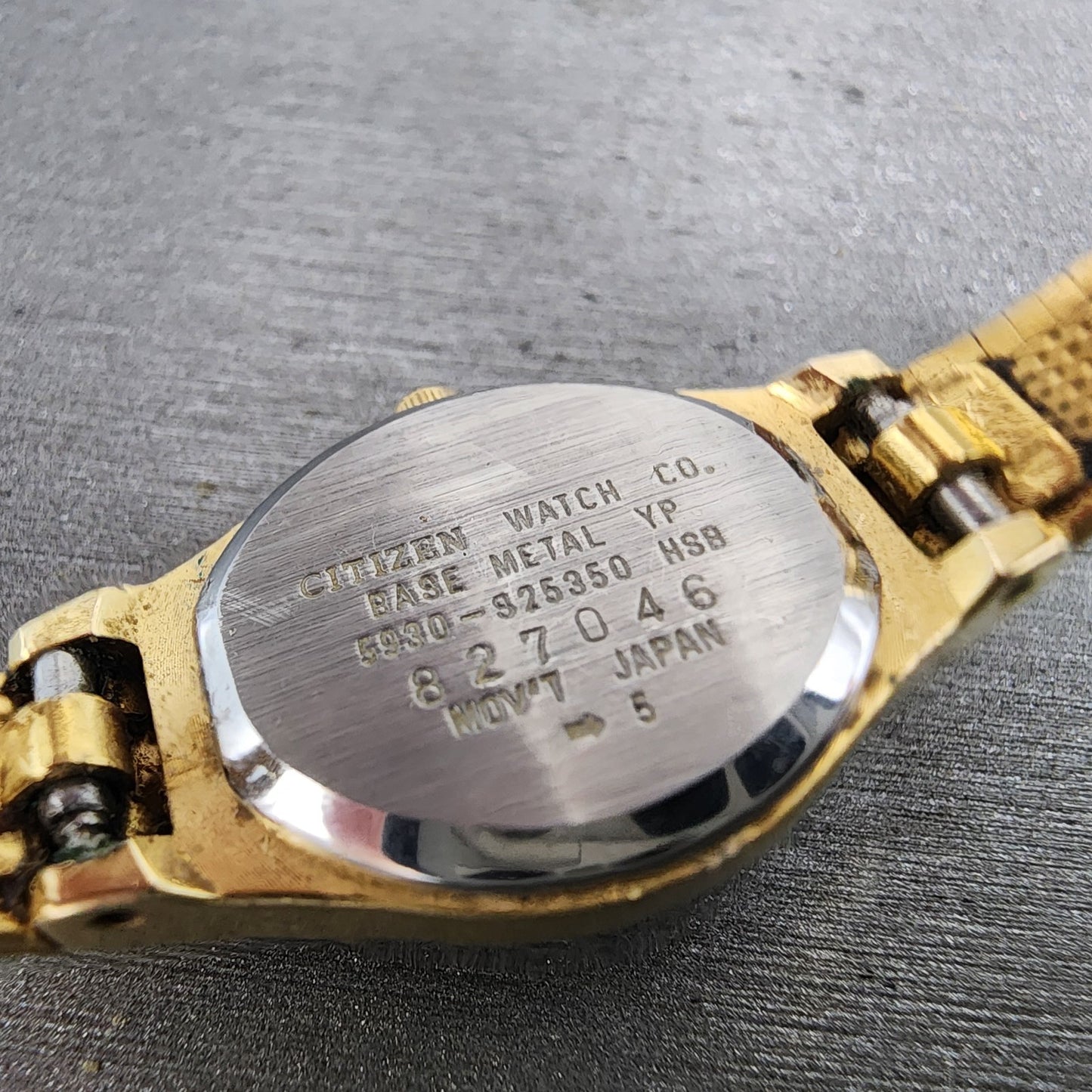 Citizen CQ Watch Women 17mm Black Dial Gold Tone Oval 5930S25350 New BatteryA129