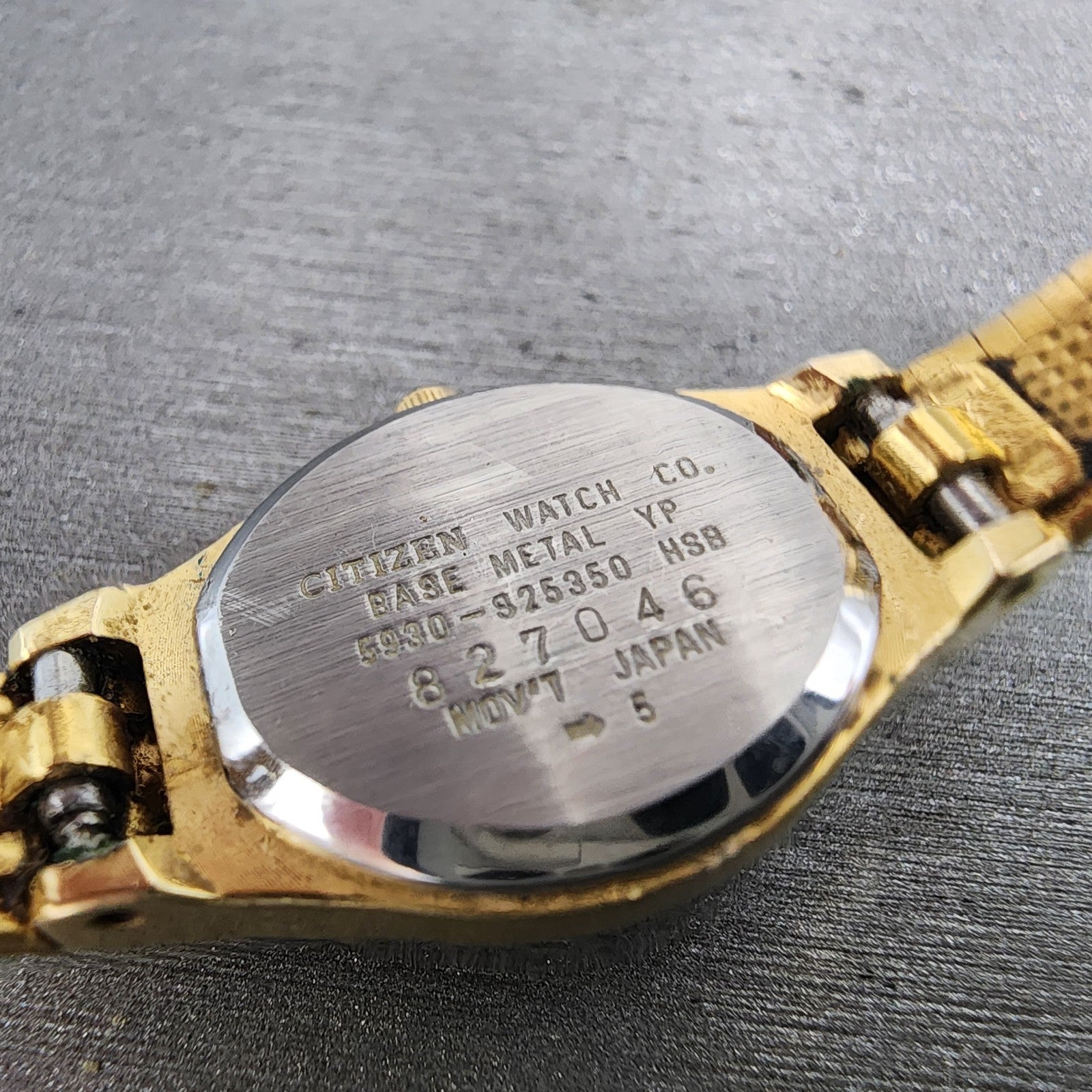 Citizen CQ Watch Women 17mm Black Dial Gold Tone Oval 5930S25350 New BatteryA129