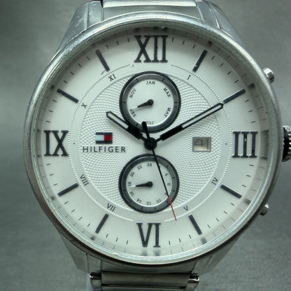 Tommy Hilfiger Watch Men 44mm Silver Dial Silver Tone Date Month New Battery0