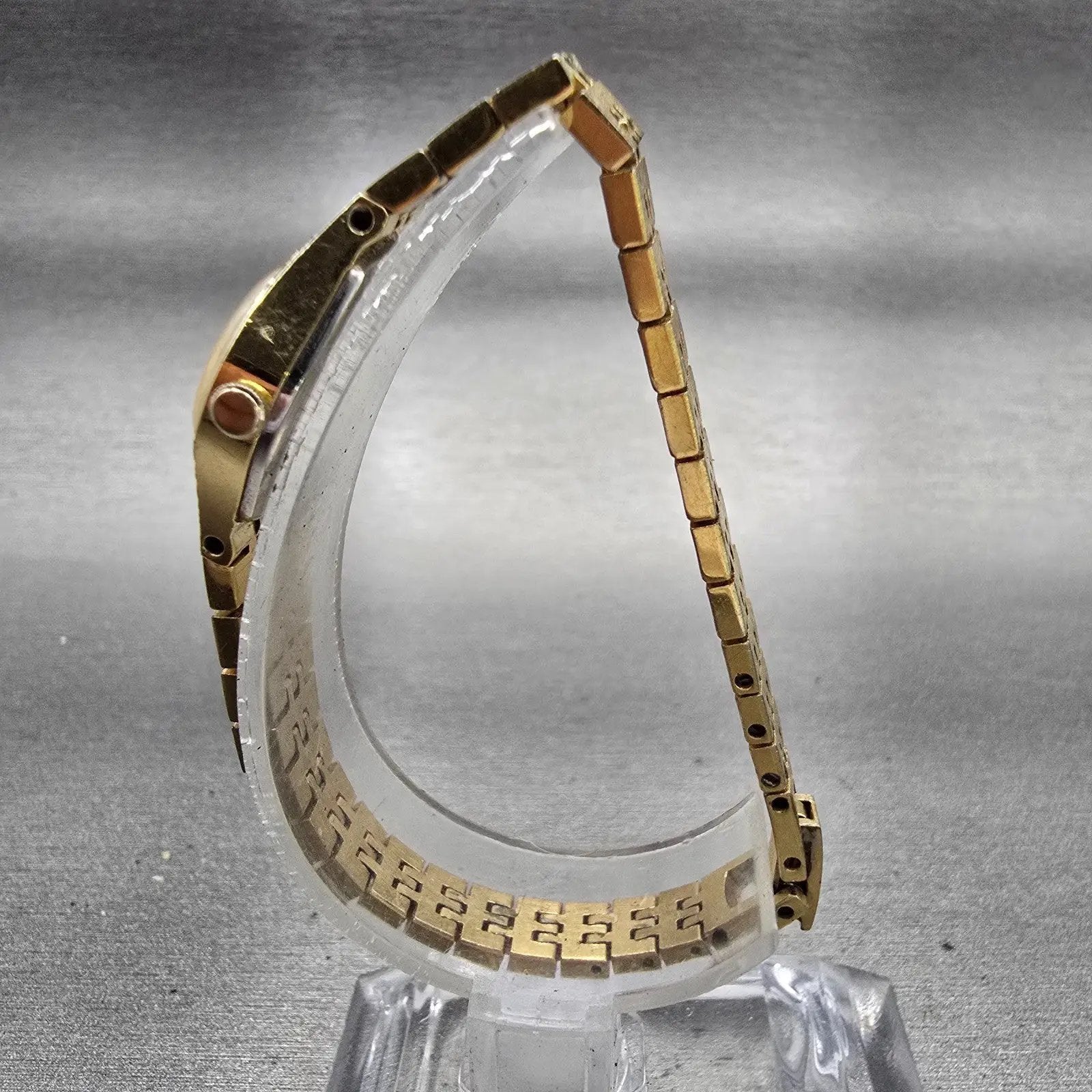 Seiko Watch Women 17mm Gold Dial Gold Tone Oval 2C20-5759 New Battery Vintage6