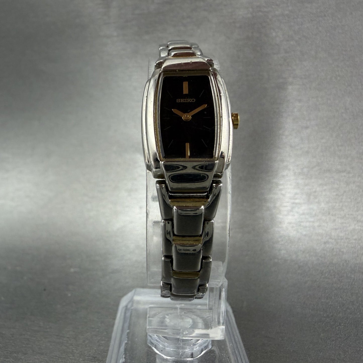 Seiko Watch Women 16mm Black Dial Two Tone Rectangle VTG 1N00-0GA0 New Battery5