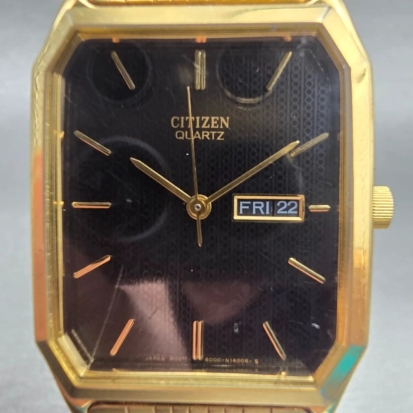 Citizen Watch Men 27mm Black Dial Gold Tone Daydate 6000-S36726 New Battery VTG1
