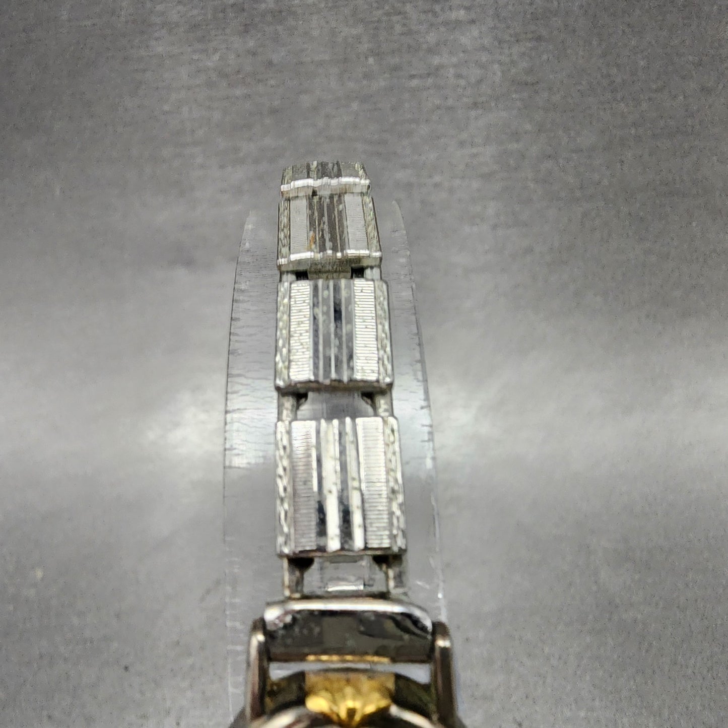 Seiko Alba Estate Watch Women 20mm Silver Dial Two Tone V4015400 New Battery4