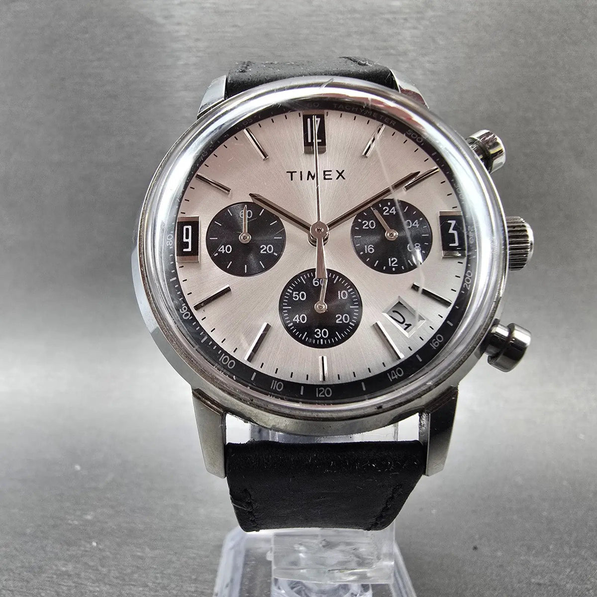 Timex Marlin Chronograph Watch Men 40mm Silver Dial Steel Date Round New Battery5