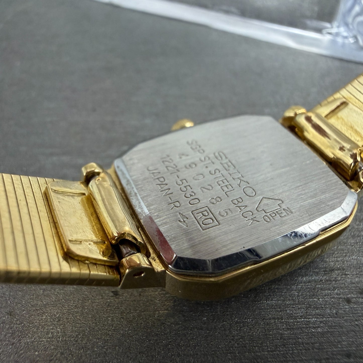 Seiko Tank Watch Women 18mm Champagne Dial Gold Tone 1221-5530 New Battery VTG9