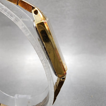 Seiko Watch Women 12mm Champagne Dial Gold Tone Rectangle 2E205179 New Battery3