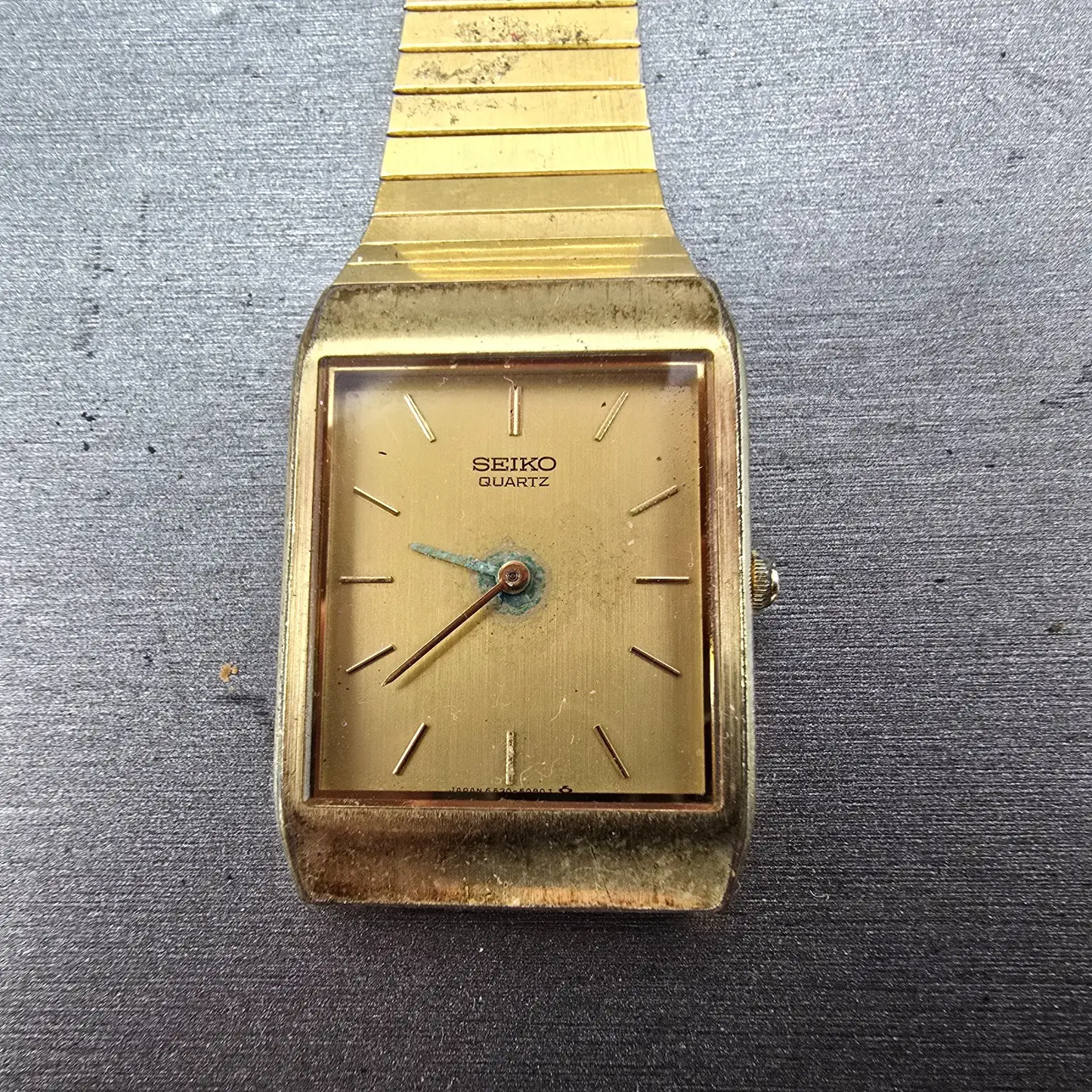 Seiko Tank Watch Men 25mm Champagne Dial Gold Tone Rectangle 6530-5420 PARTS VTG0