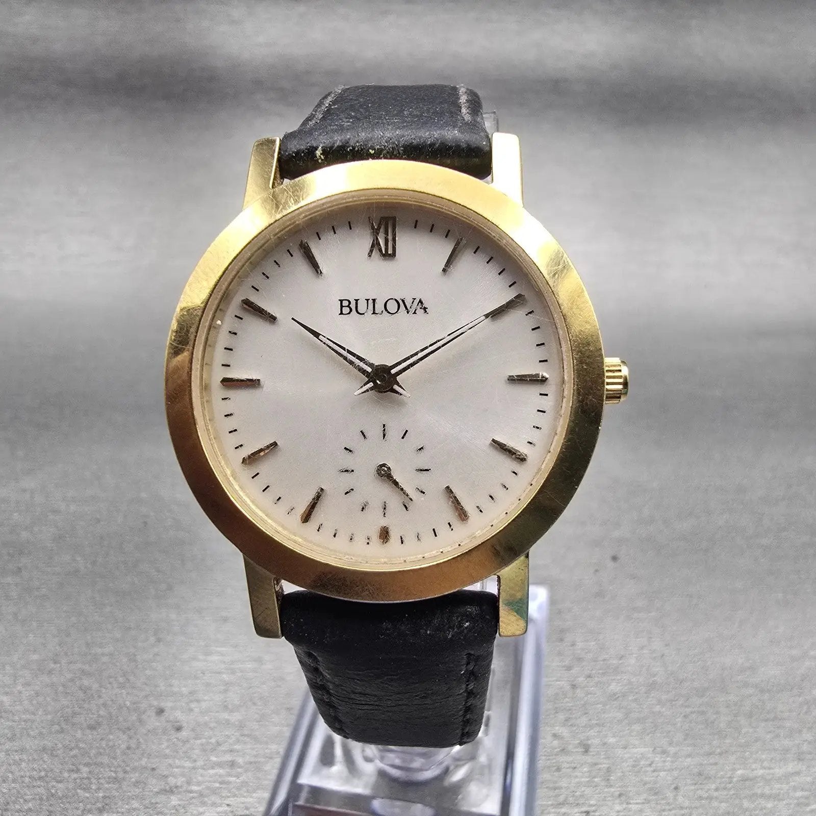 Bulova Watch Women 32mm White Dial Gold Tone Round 97L159 New Battery0