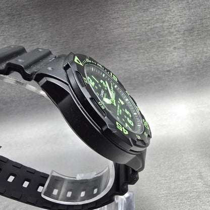 Casio Diver Watch Men 43mm Black Green Daydate Round MRW-200H New Battery3