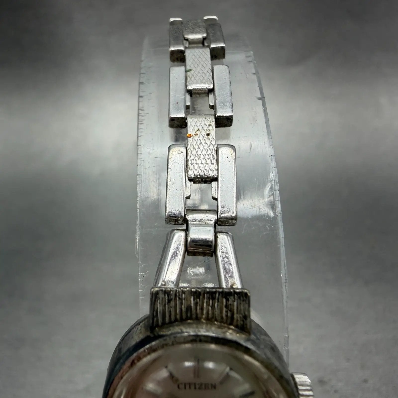 48024852