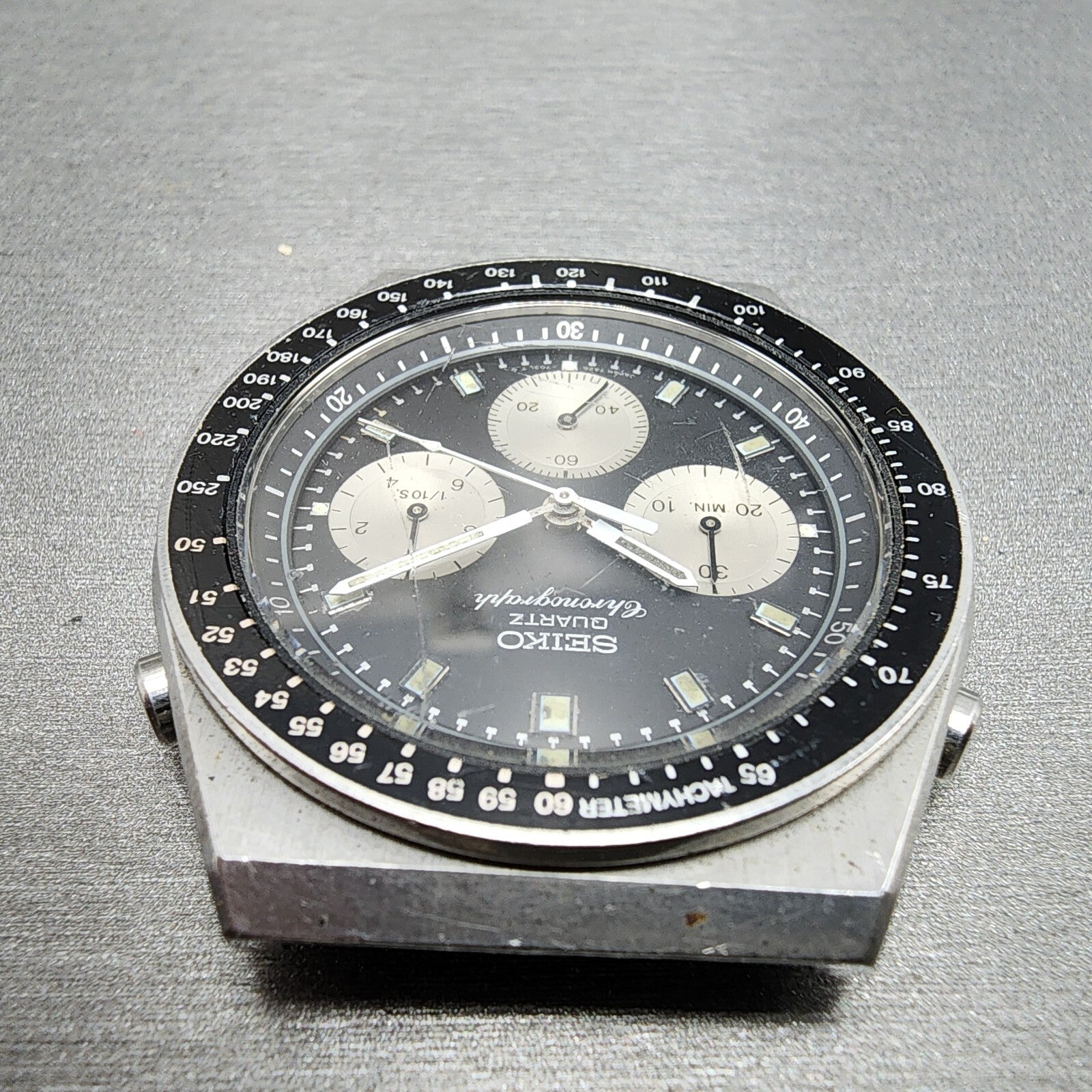 Seiko Chronograph Watch Men 41mm Black Dial Silver Tone READ!! New Bat 7A2870394