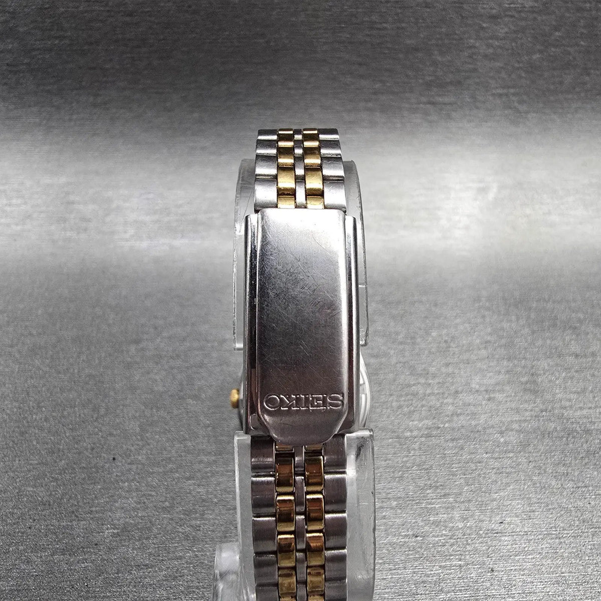 Seiko Watch Women 24mm White Dial Two Tone Daydate Round 7N83-0011 New Battery X7