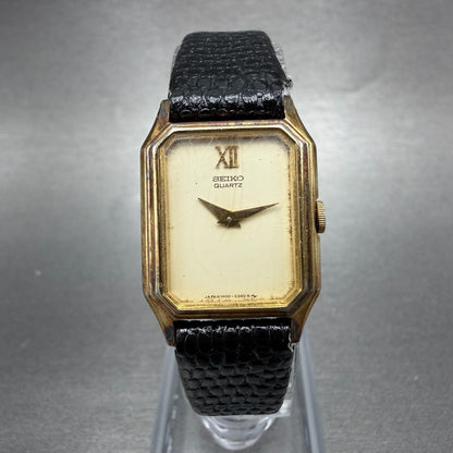 Seiko tank Watch Women 19mm Cream Dial Gold Tone Rectangle 1400-8030 New Battery0