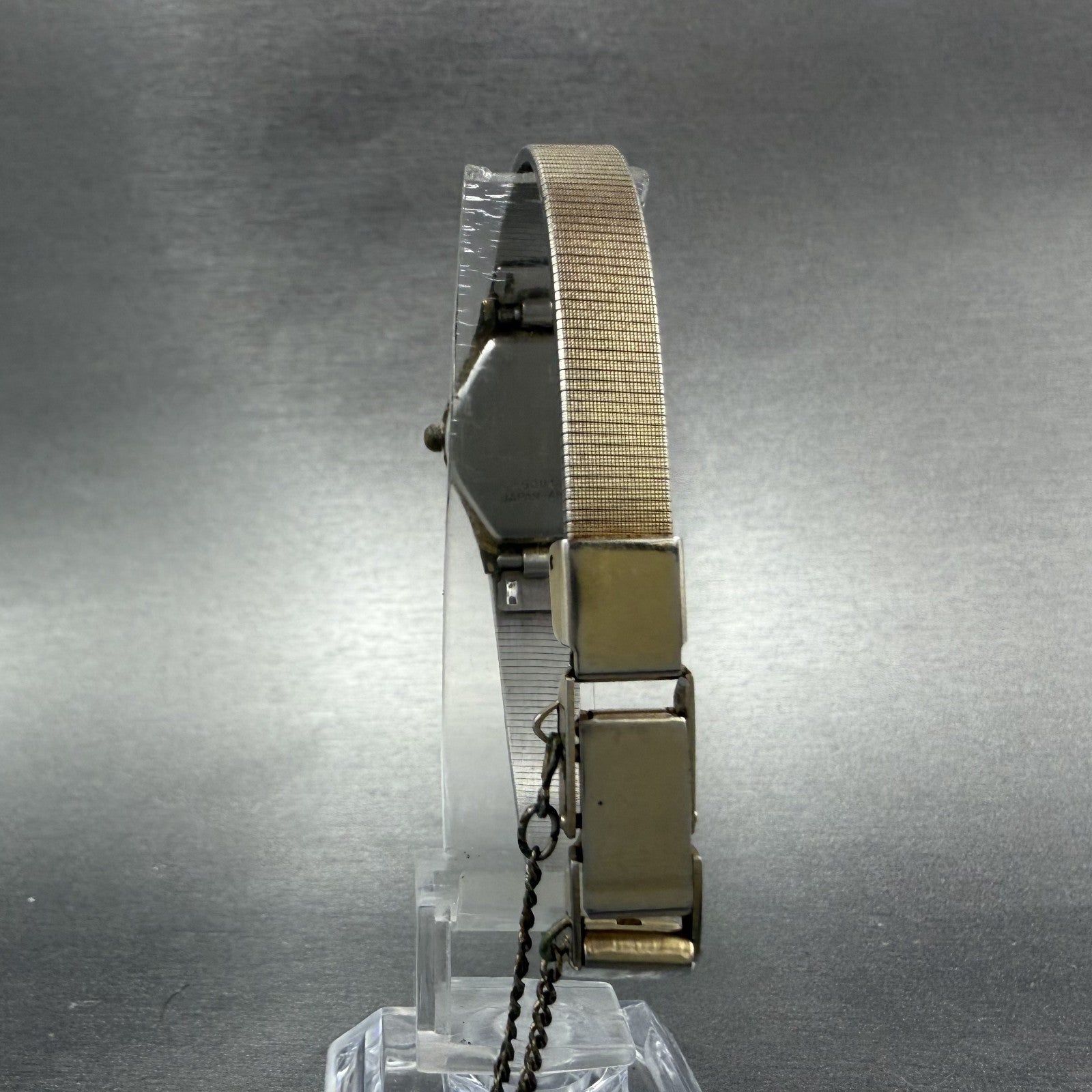 Sunlord Watch Women 19mm Black Dial Gold Tone Rectangle New battery Vintage7