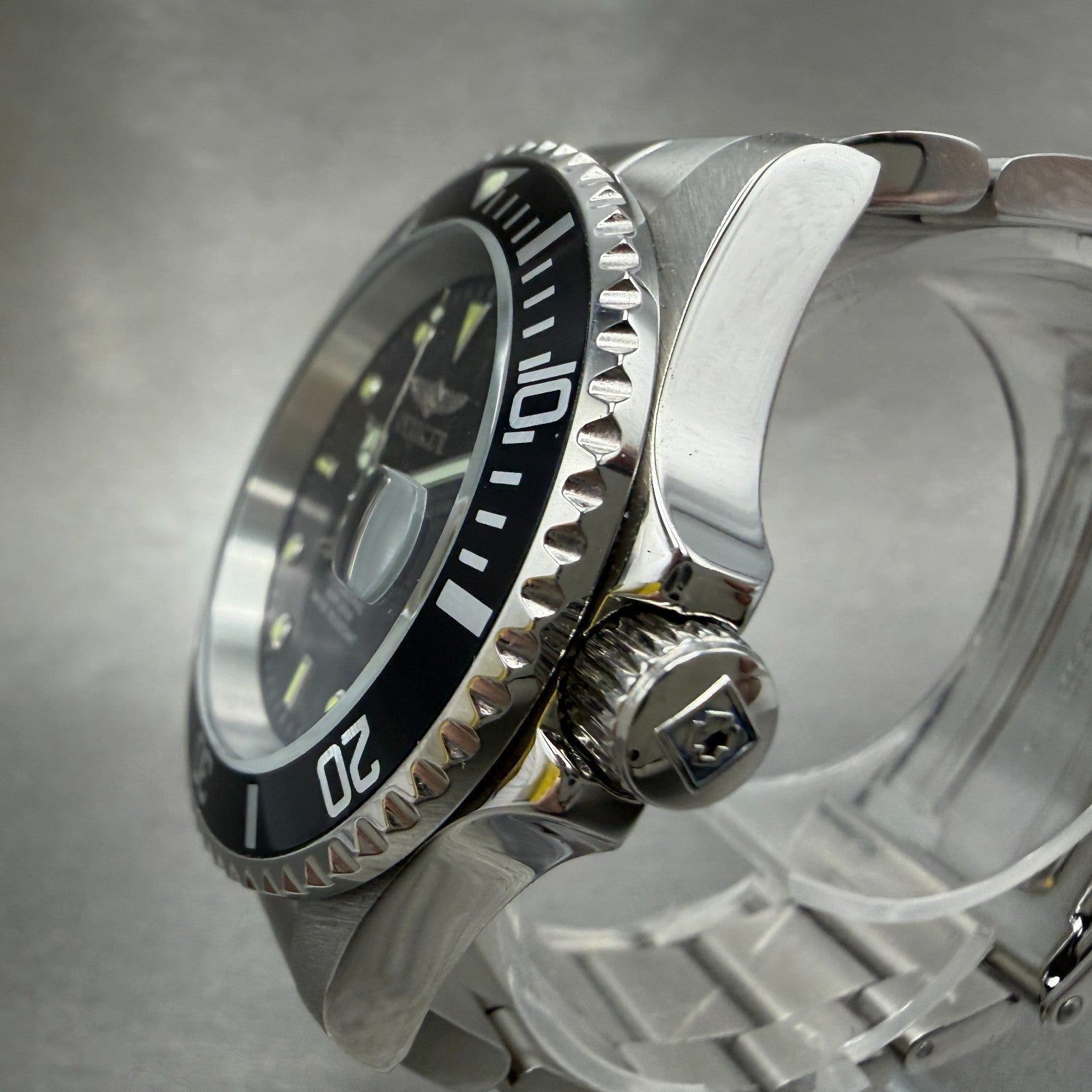 Invicta Pro Diver Watch Men 40mm Black Dial Silver Tone Date Round 26970 New Bat2